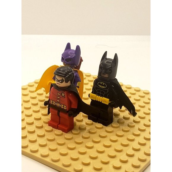 Lego Lot Minifigure Batman Batgirl and Robin Super Heroes  Marvel Avengers C0269 - Picture 2 of 6